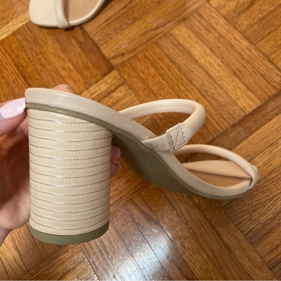 Dolce Vita Strap Heels - Picture 4 of 4